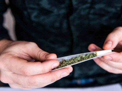 smoking-remains-america’s-preferred-method-of-cannabis-consumption,-study-finds