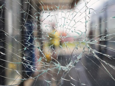more-broken-glass:-criminals-hitting-cannabis-retailers-at-an-alarming-rate