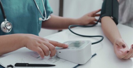 fewer-than-1%-of-uk-doctors-trained-to-prescribe-medical-cannabis