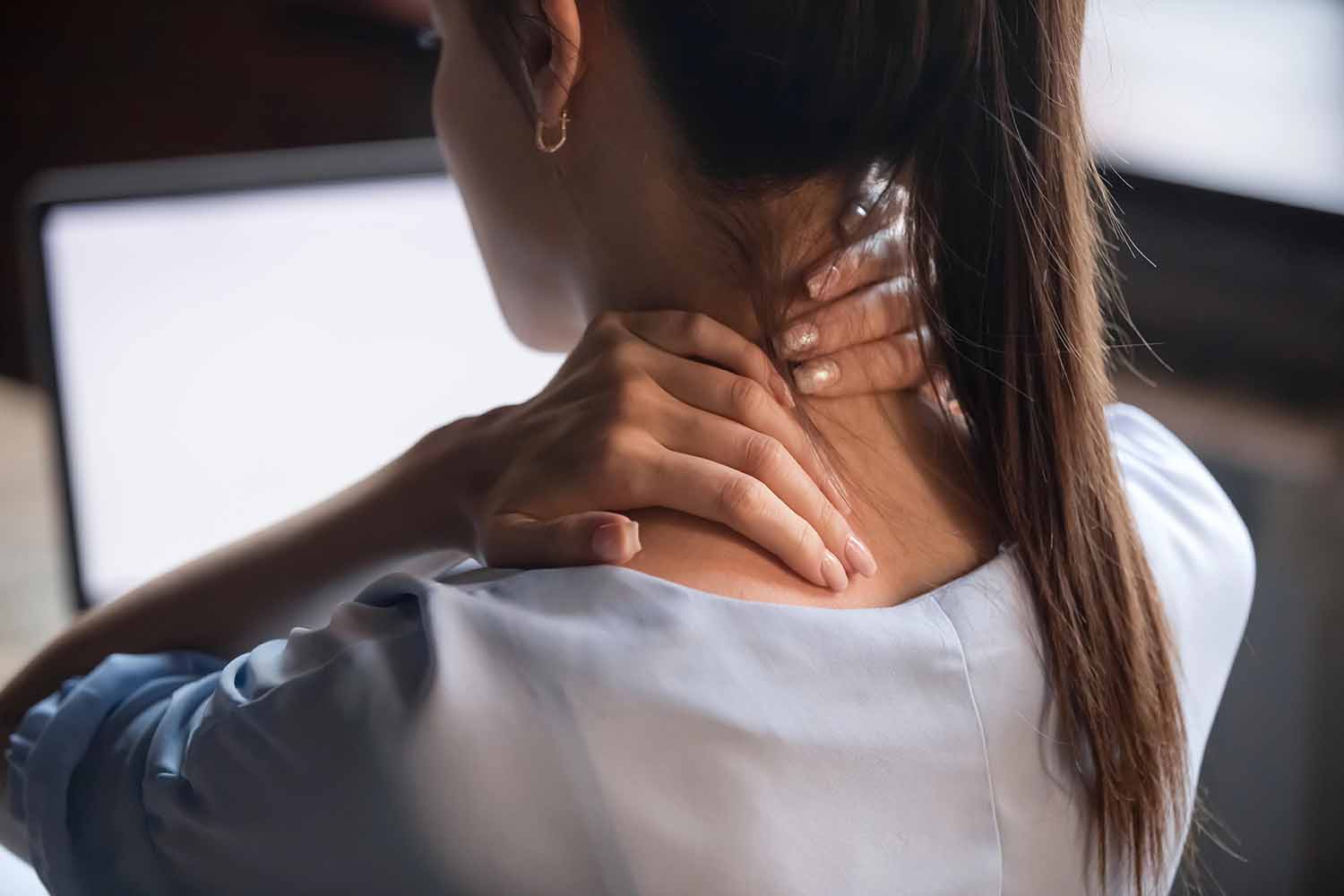 One in four adults in England living with chronic pain, NHS data shows ...